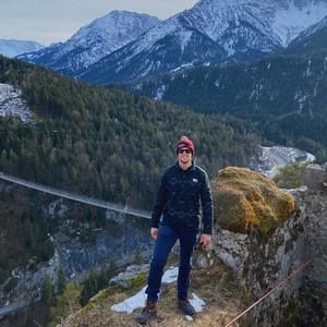 Meet your Posher, Evan